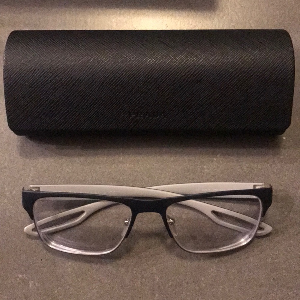 Prada eye glasses